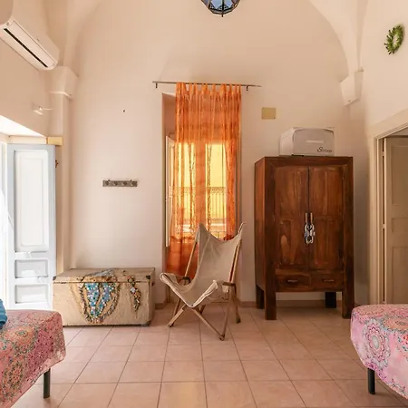 Semesterbostad 10 Minuti Dalla Spiaggia, Storica - Comfort